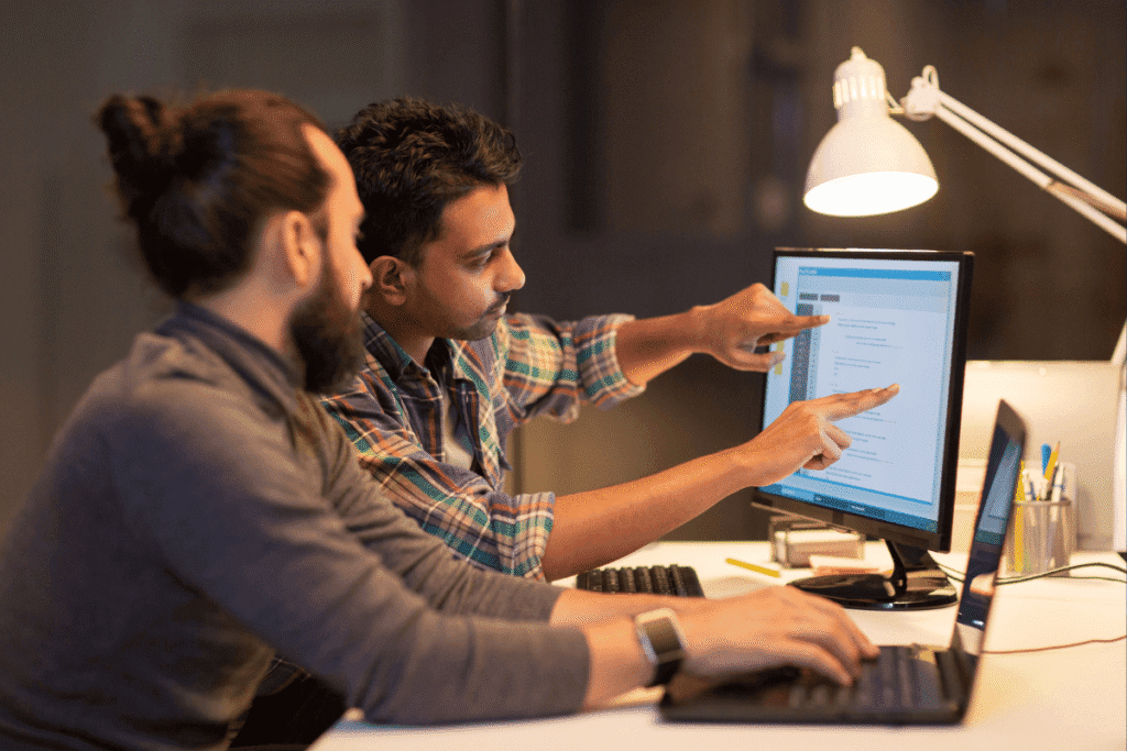 Senior tech engineers