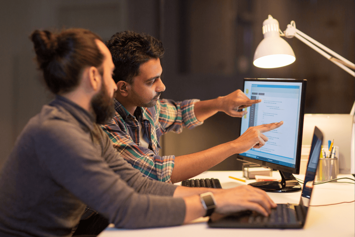 Senior tech engineers