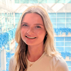 Ella 3 (2) Ella 3 (2)